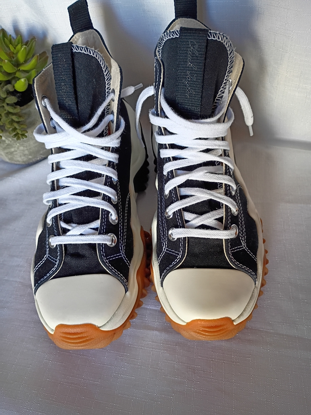 Converse Run Star Motion Platform Unisex Men's 7.5 -Women's 9  Black & Gum - Picture 4 of 12